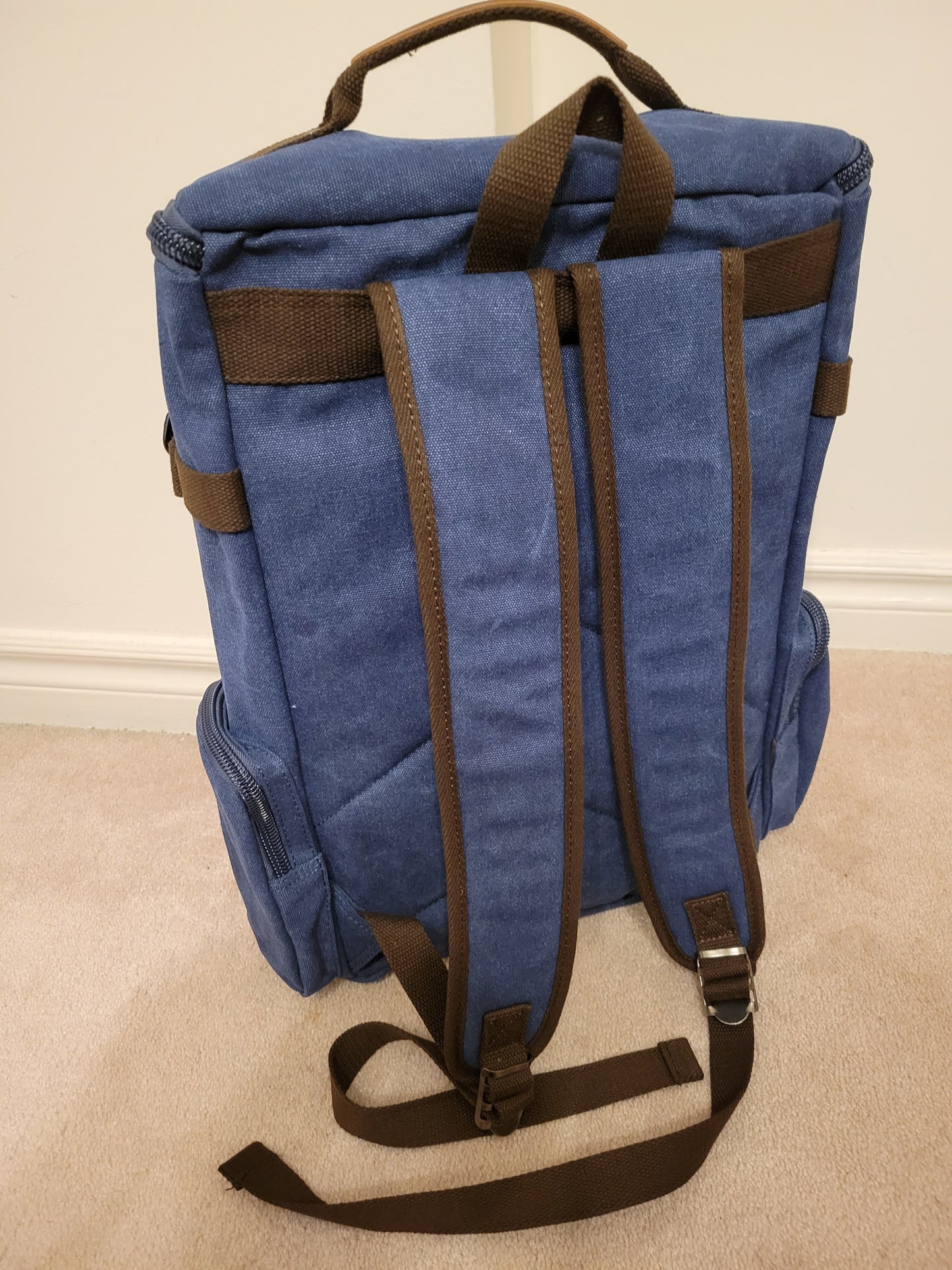 Washed 16 oz Cotton Canvas Multi-Compartment Unisex Backpack (ClassixBlue)