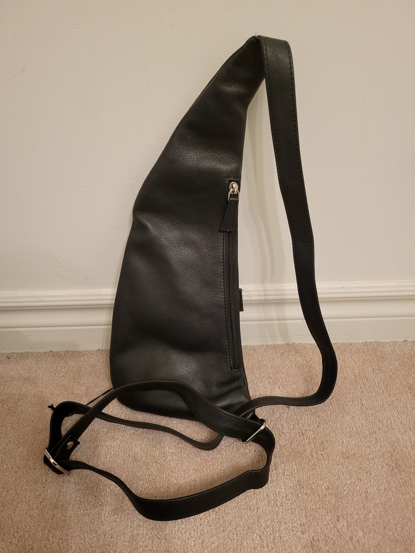Genuine Leather Unisex Sling Bag (BlackTan)