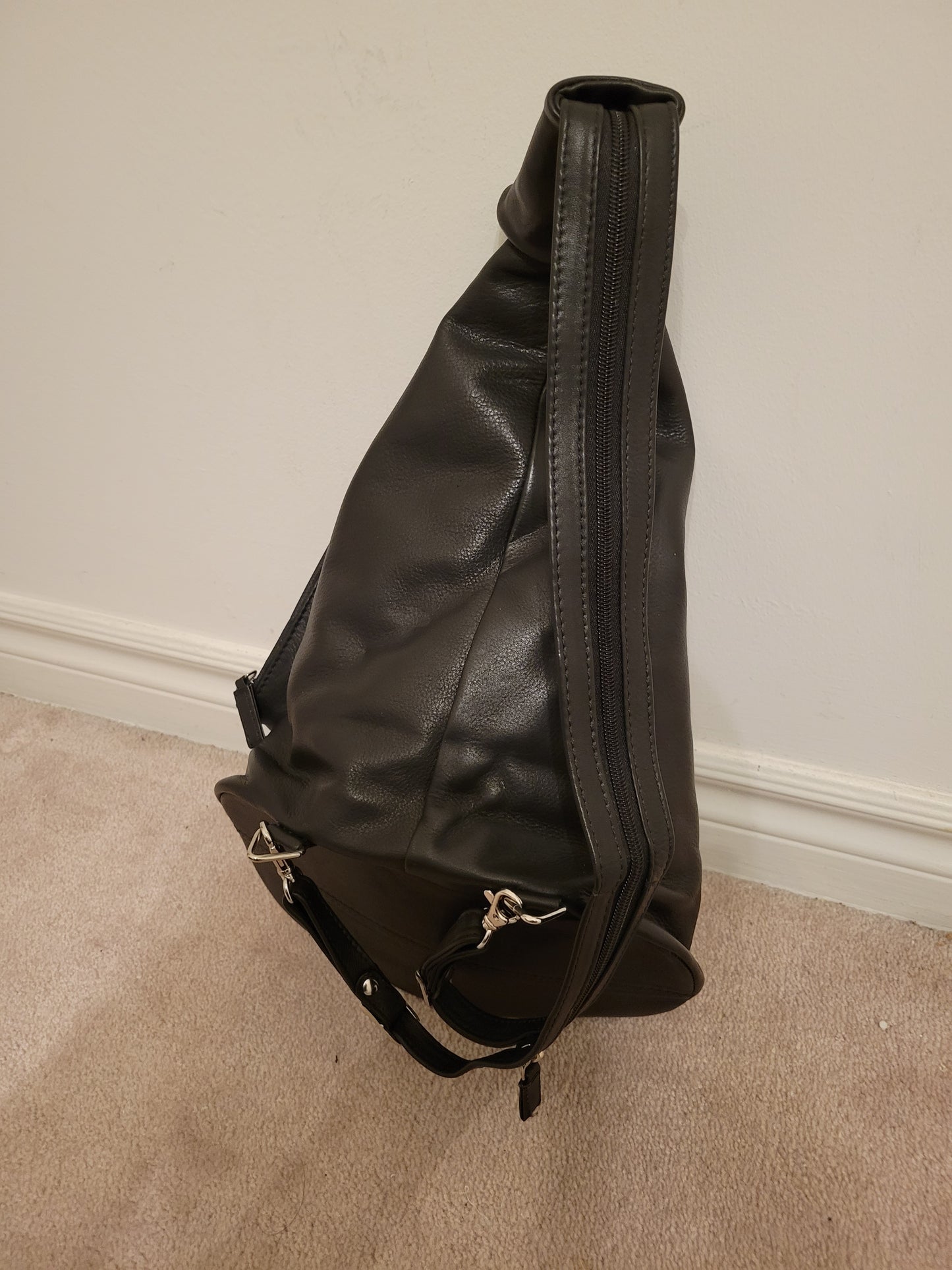 Genuine Leather Unisex Napsack (Black)