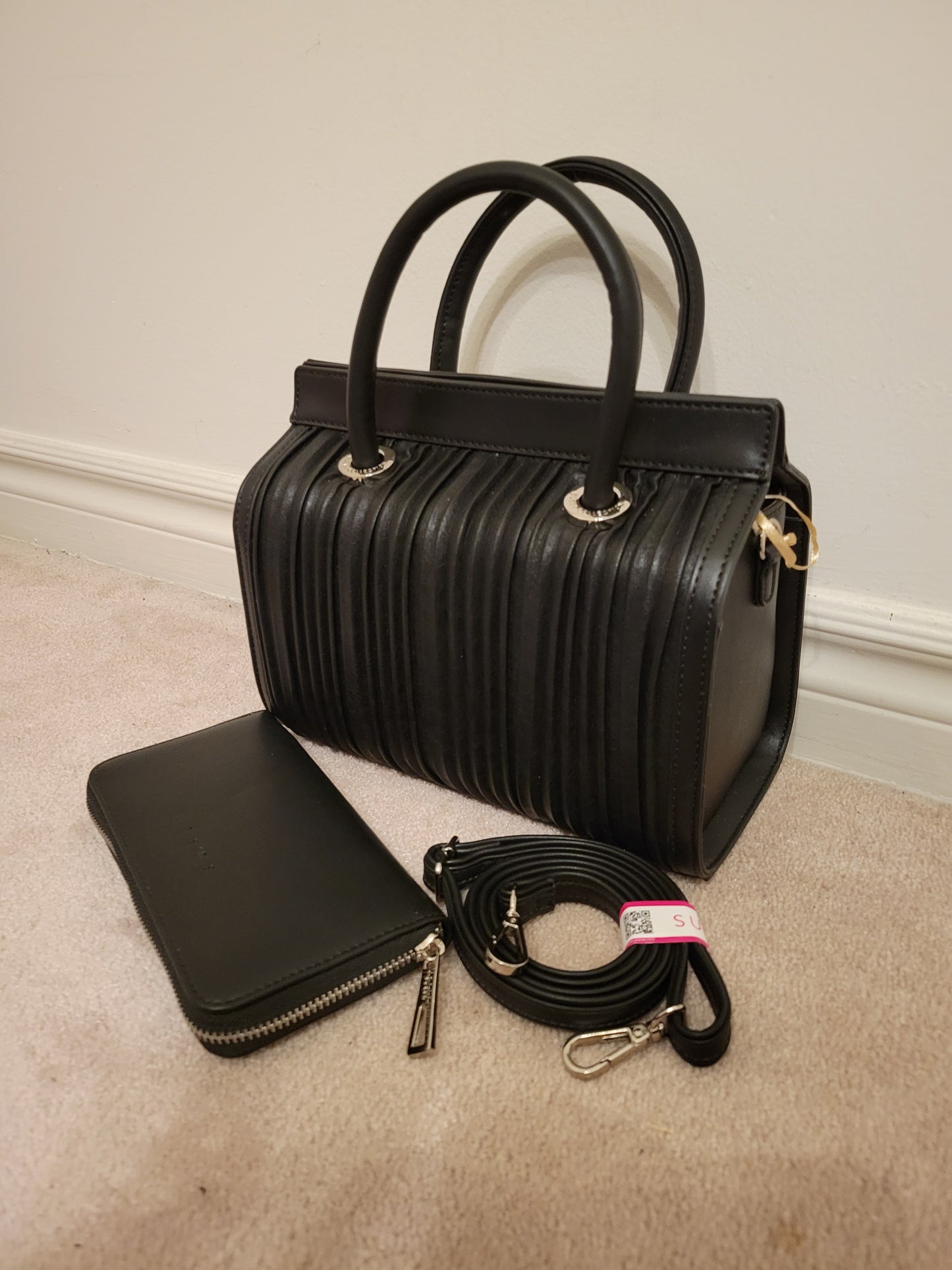 Classy Satchel bag: L10xW5.25xH8" Single Compartment with Purse Polyurethane (Black)