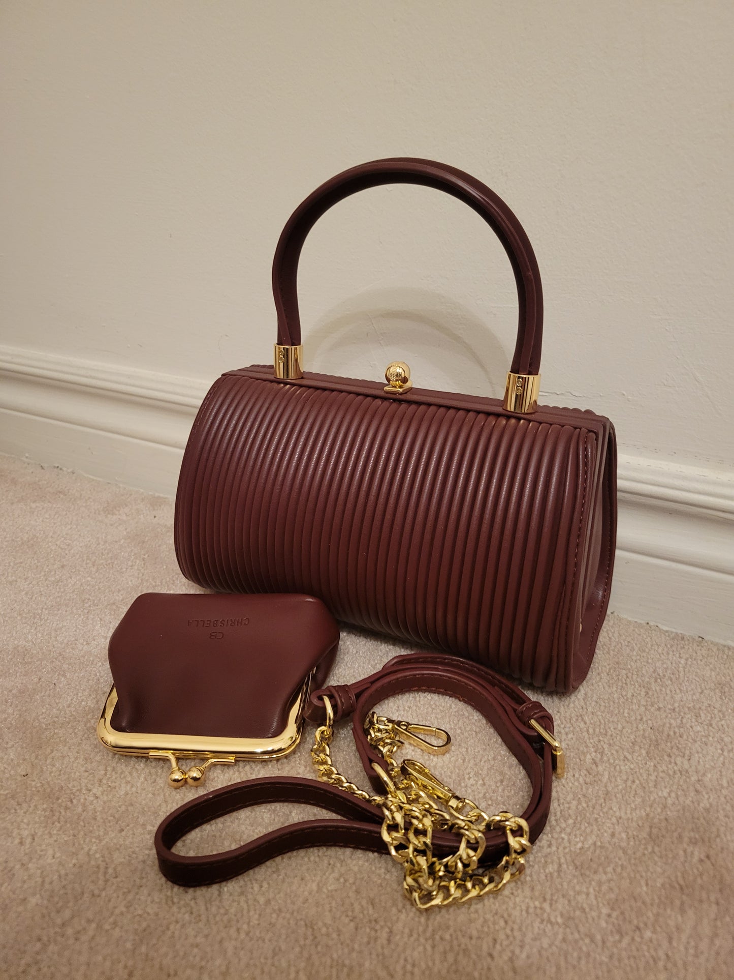 Classy Structure Frame bag: L8.75xW4.25xH5" Double Compartment with Frame Purse Polyurethane (Maroon)