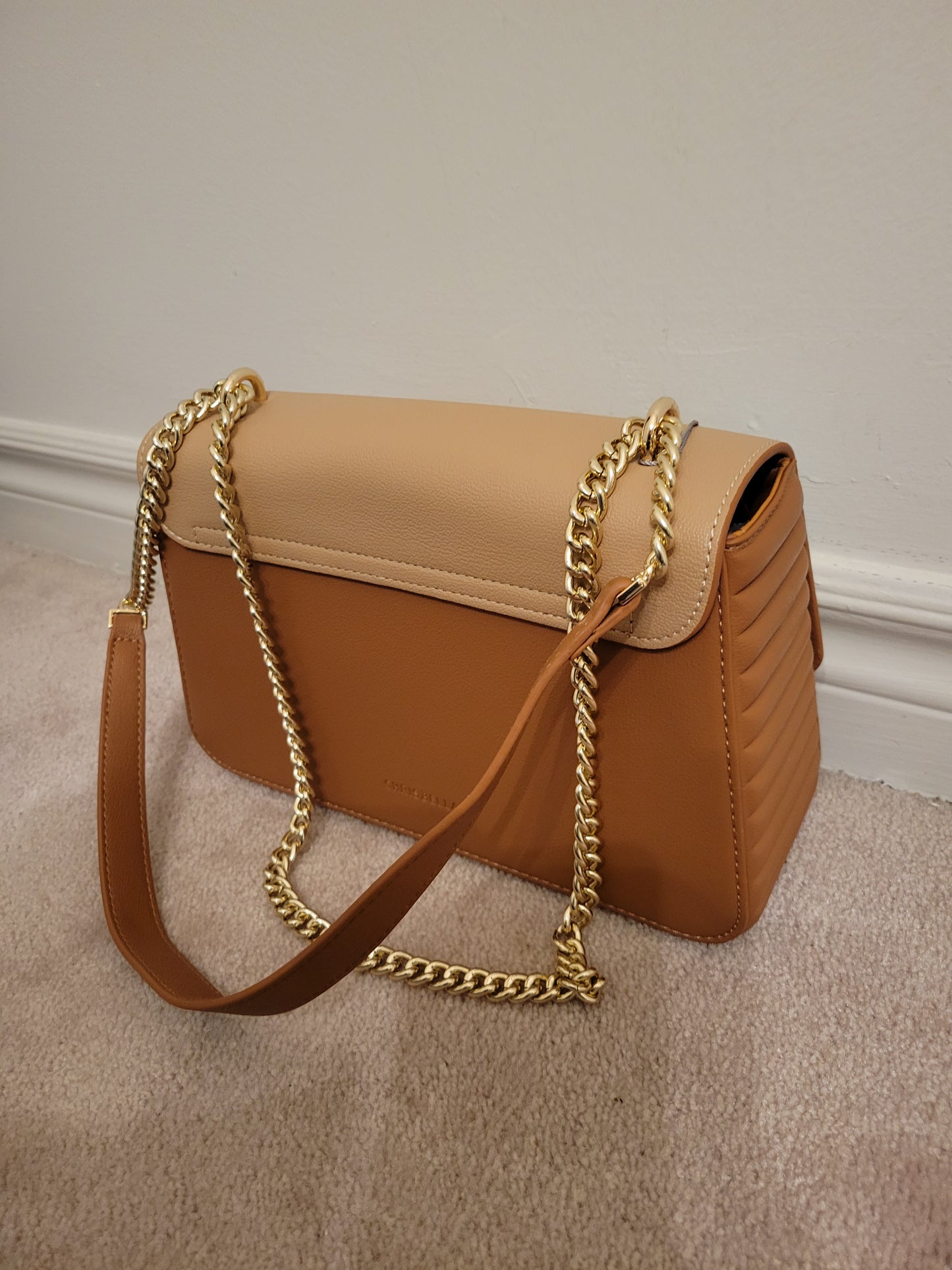 Classy Structure Bag: Single Compartment Polyurethane Flap Cover with Press-Lock (BrownMulti)