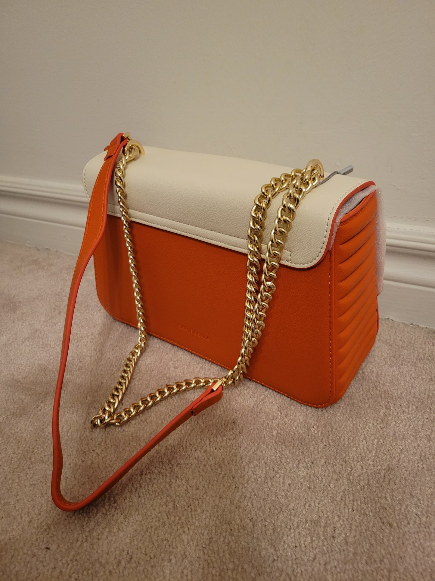 Classy Structure Bag: Single Compartment Polyurethane Flap Cover with Press-Lock (OrangeMulti)