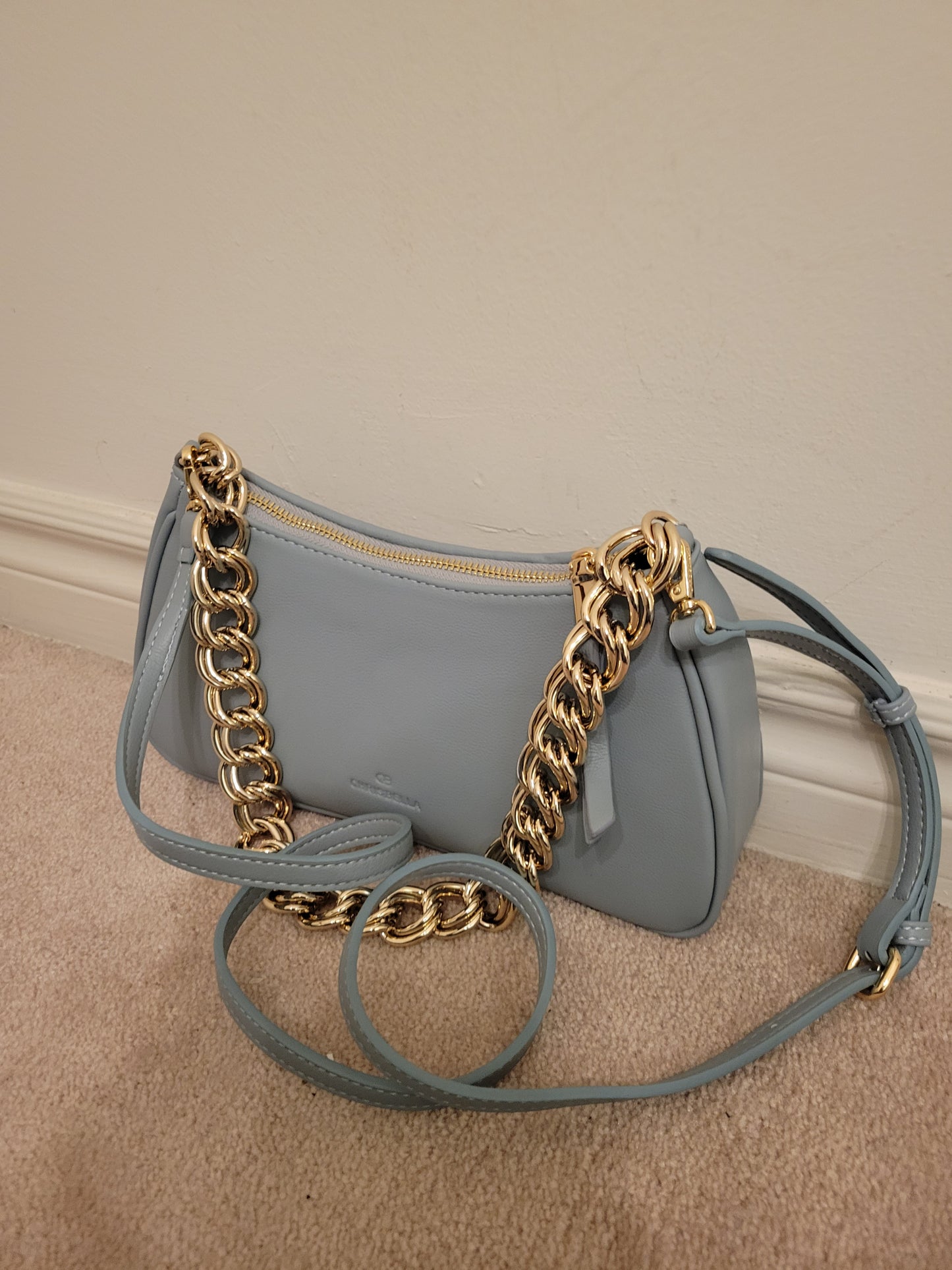 Chic Diamond Shape Embossed Bag: Single Compartment Polyurethane (Blue)