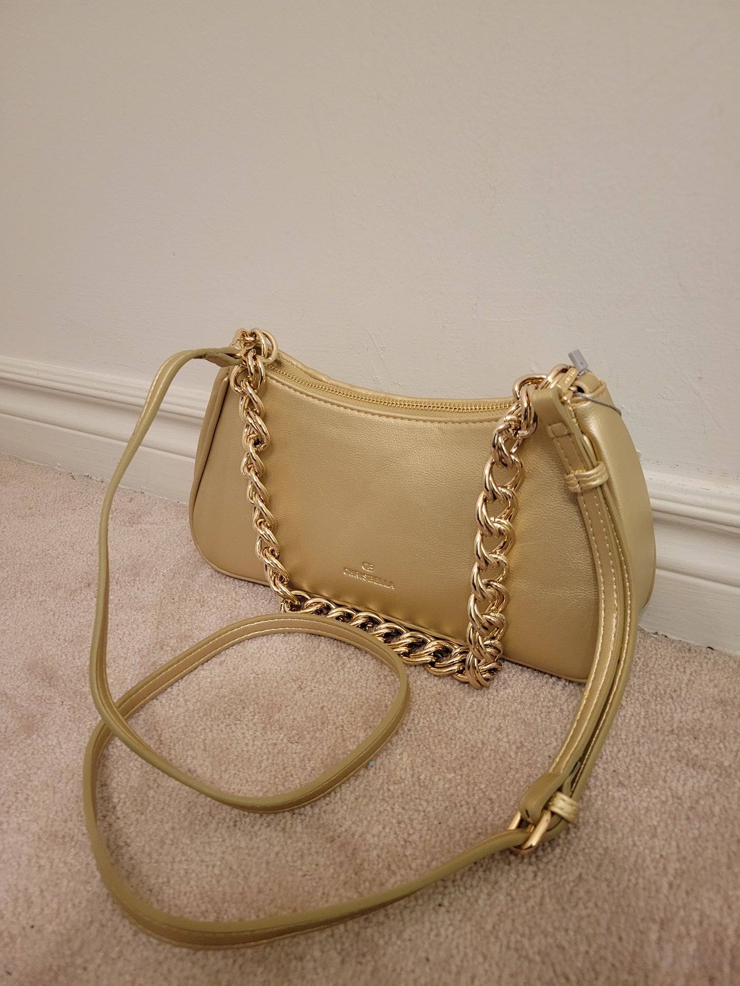 Chic Diamond Shape Embossed Bag: Single Compartment Polyurethane (Gold)